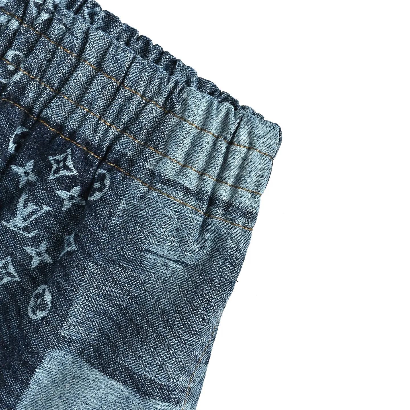 Louis Vuitton/